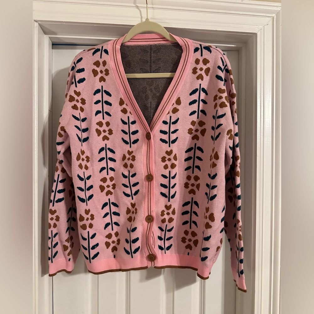 Pink Patterned Women's Sweater - Picture 1 of 2